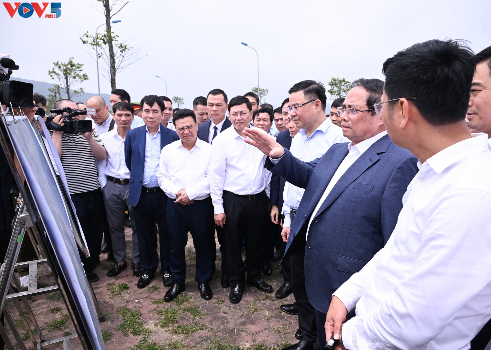 首相 ギソンで石油備蓄を緊急整備へ