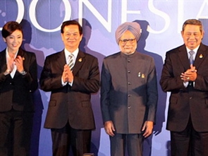 Le Premier Ministre vietnamien au 19è Sommet de l'ASEAN