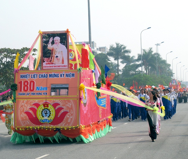 Le Président vietnamien à la célébration des 180 ans de Hung Yen