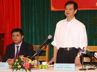 Le Premier Ministre Nguyen Tan Dung à Ninh Thuan