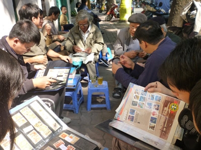 Le marché aux timbres de Hanoi