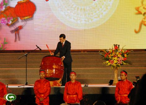 « Le printemps 2012 au pays natal » à l’intention des Vietkieu