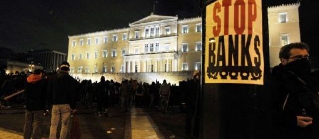 Grèce: Le parlement vote pour l'austérité et le sauvetage financier du pays