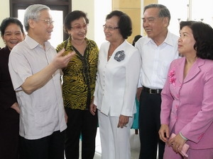 Le SG du Parti rencontre à Ho Chi Minh-ville des dirigeants retraités