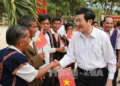 Le Président vietnamien à Kon Tum et  Gia Lai