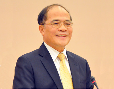 Ketua MN Vietnam Nguyen Sinh Hung mengunjungi Kerajaan Inggris
