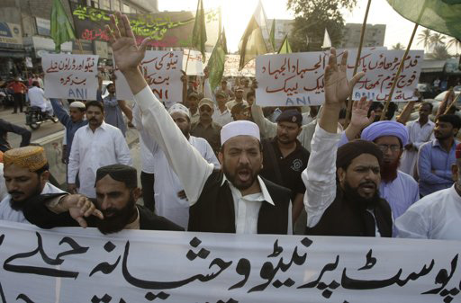 Pakistaner fordern Ende der Allianz mit den USA