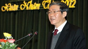 Medien sollen mehr über Parteibeschlüsse berichten