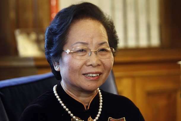 Vize-Staatspräsidentin Nguyen Thi Doan trifft 100 Jugendliche