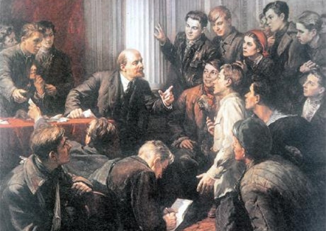 Feier zum 95. Jahrestag der russischen Oktober-Revolution in Vietnam