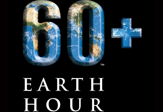 Vietnamesische Studenten begrüßen die „Earth Hour“