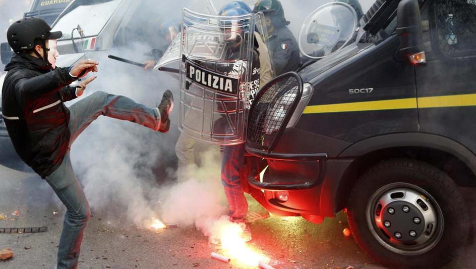 Proteste gegen Sparpolitik in Italien und Portugal