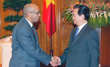 Premierminister Nguyen Tan Dung empfängt Kubas neuen Botschafter