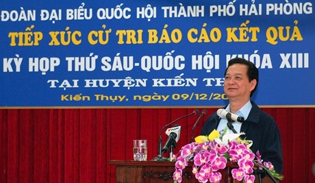 Premierminister Nguyen Tan Dung trifft Wähler in Hai Phong