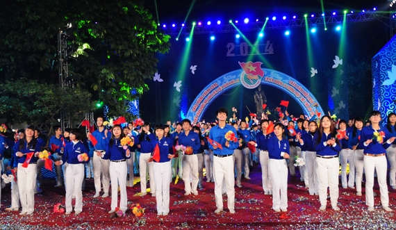 Aktivitäten zur Begrüßung des Neujahrs 2014