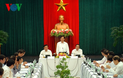 Premier Nguyen Tan Dung fordert die Behörden in Da Nang zur Verstärkung der Meereswirtschaft auf