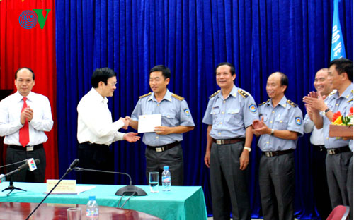 Seepolizei muss die Souveränität und Wirtschaftsaktivitäten im Meer schützen