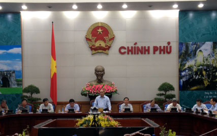 Vizepremierminister Nguyen Xuan Phuc leitet die Sitzung der Kooperationsabteilung Vietnam-Laos