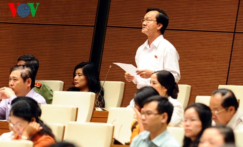 Parlament diskutiert über Staatsbudget