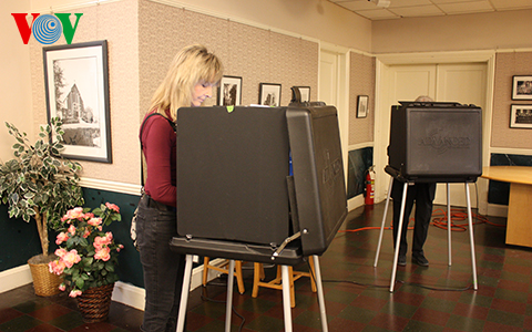 Zwischenwahlen in den USA: Republikaner haben Mehrheit im US-Kongress