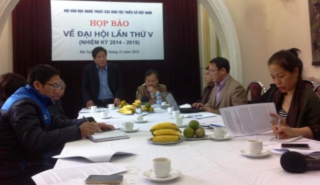 Konferenz des Kunst- und Literaturverbands der Minderheitsvolksgruppen