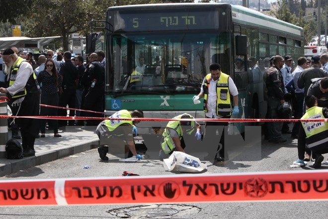 Gewalttätigkeiten zwischen Palästinensern und Israelis eskalieren