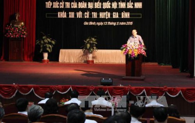 Leiter der ZK-Personalabteilung der KPV To Huy Rua trifft Wähler der Stadt Bac Ninh