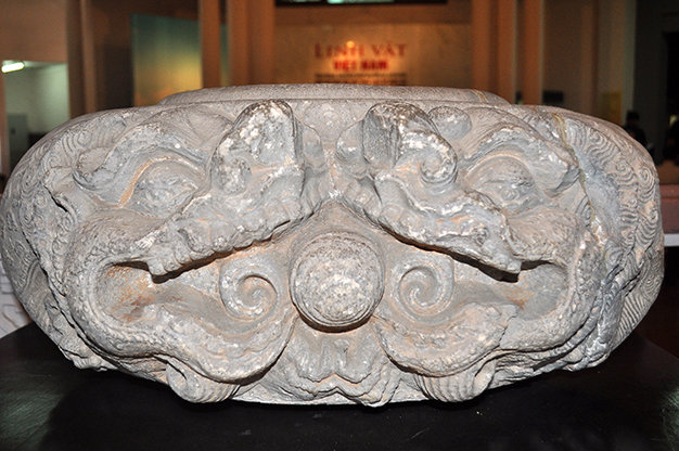 Vietnamesische Fabeltiere ausgestellt