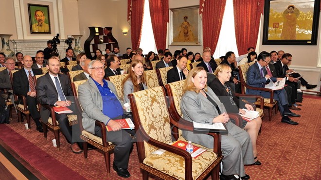 Seminar für Handelspartner Vietnam und USA in Energieentwicklung