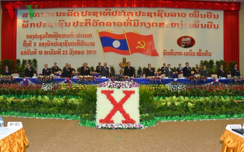 Glückwünsche des KPV-Zentralkomitees an den Parteitag der laotischen Revolutionären Volkspartei