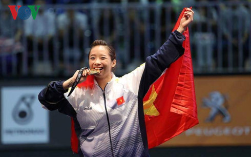 Auszeichnung von 790 vorbildlichen Menschen und von 10 hervorragenden Bürgern der Hauptstadt