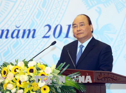 Premierminister Nguyen Xuan Phuc verteilt Aufgaben für 2018 des Investitionsministeriums