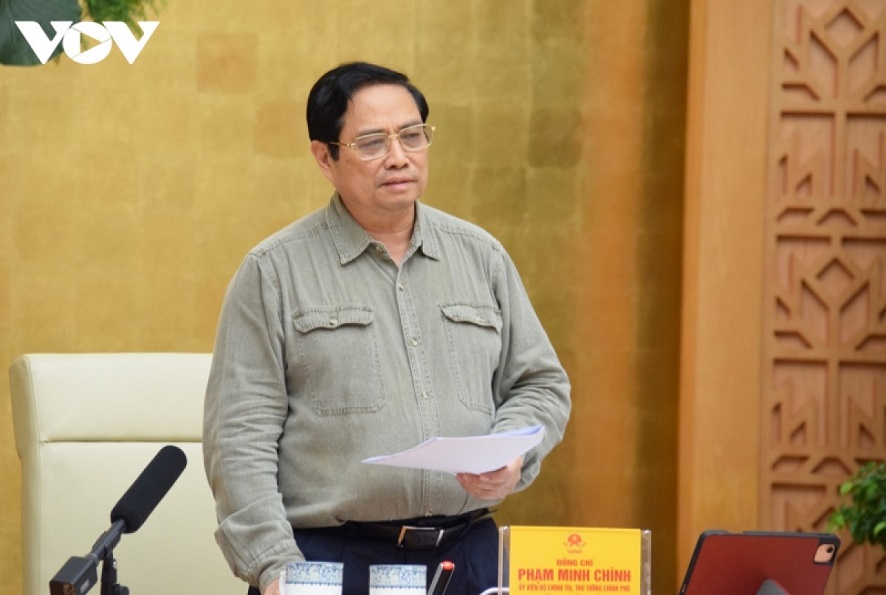 Premierminister Pham Minh Chinh: Lockerung der sozialen Distanzierung muss vorsichtig durchgeführt werden