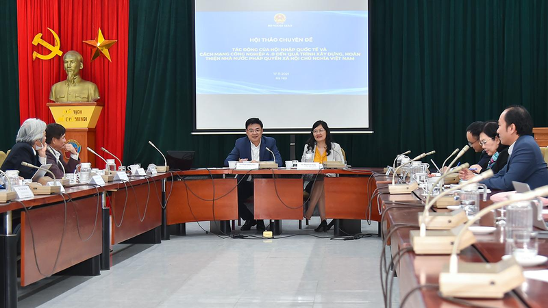 Vietnam begrüßt positive Einflüsse der Weltintegration und Industrie 4.0