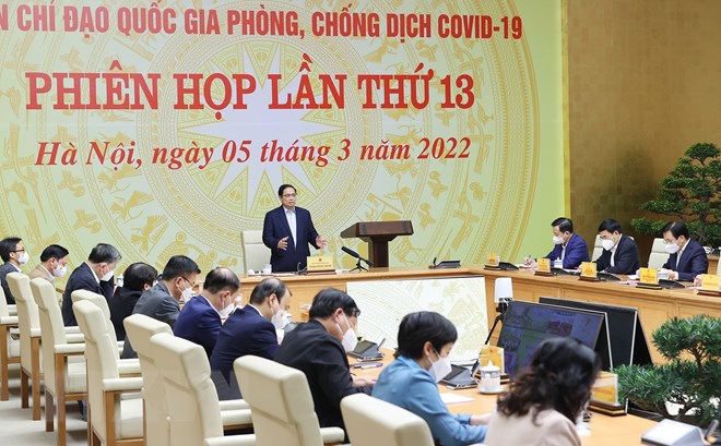 Premierminister Pham Minh Chinh fordert Ministerien und Provinzen zur Einigung der Maßnahmen gegen Covid-19 auf