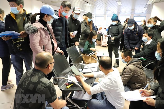 Vietnamesische Verbände in einigen Ländern sagen Hilfe für Vietnamesen aus der Ukraine zu