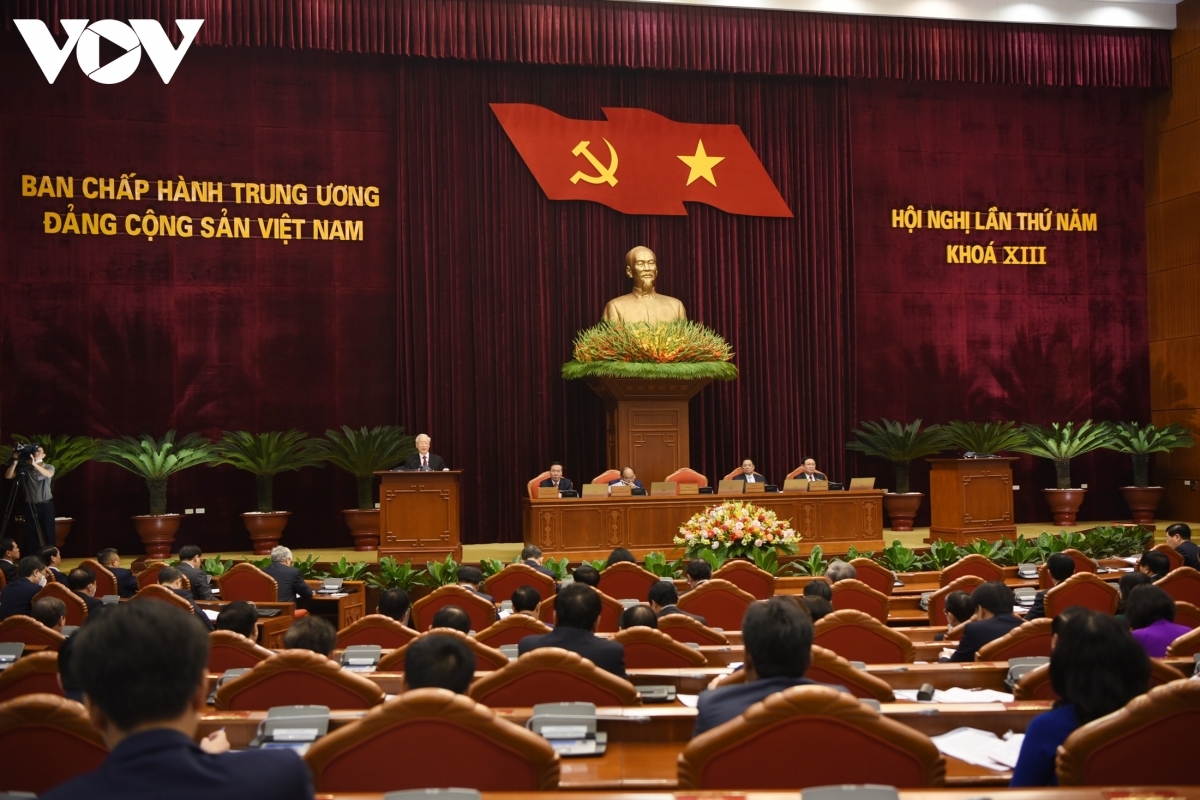 Beschluss Nr. 15 des Politbüros über Entwicklung der Hauptstadt Hanoi bis 2030 mit Vision bis 2045