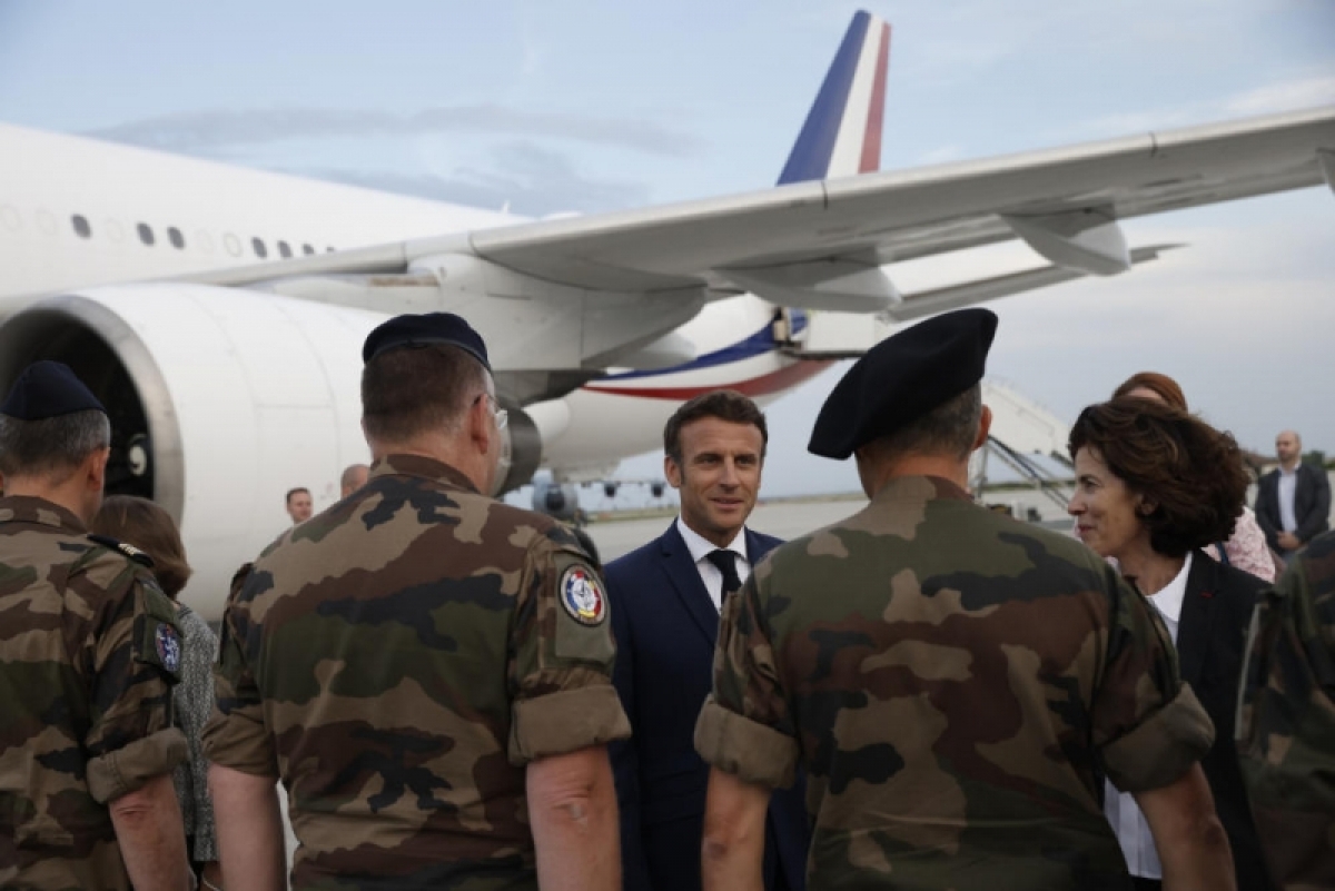 Frankreichs Präsident Macron besucht Rumänien und Moldawien