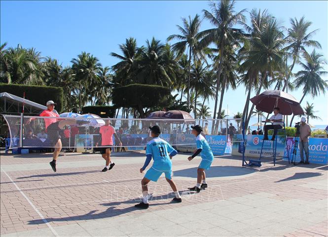Mehr als 200 Sportler beteiligen sich an Beach-Federfußballmeisterschaft 2022