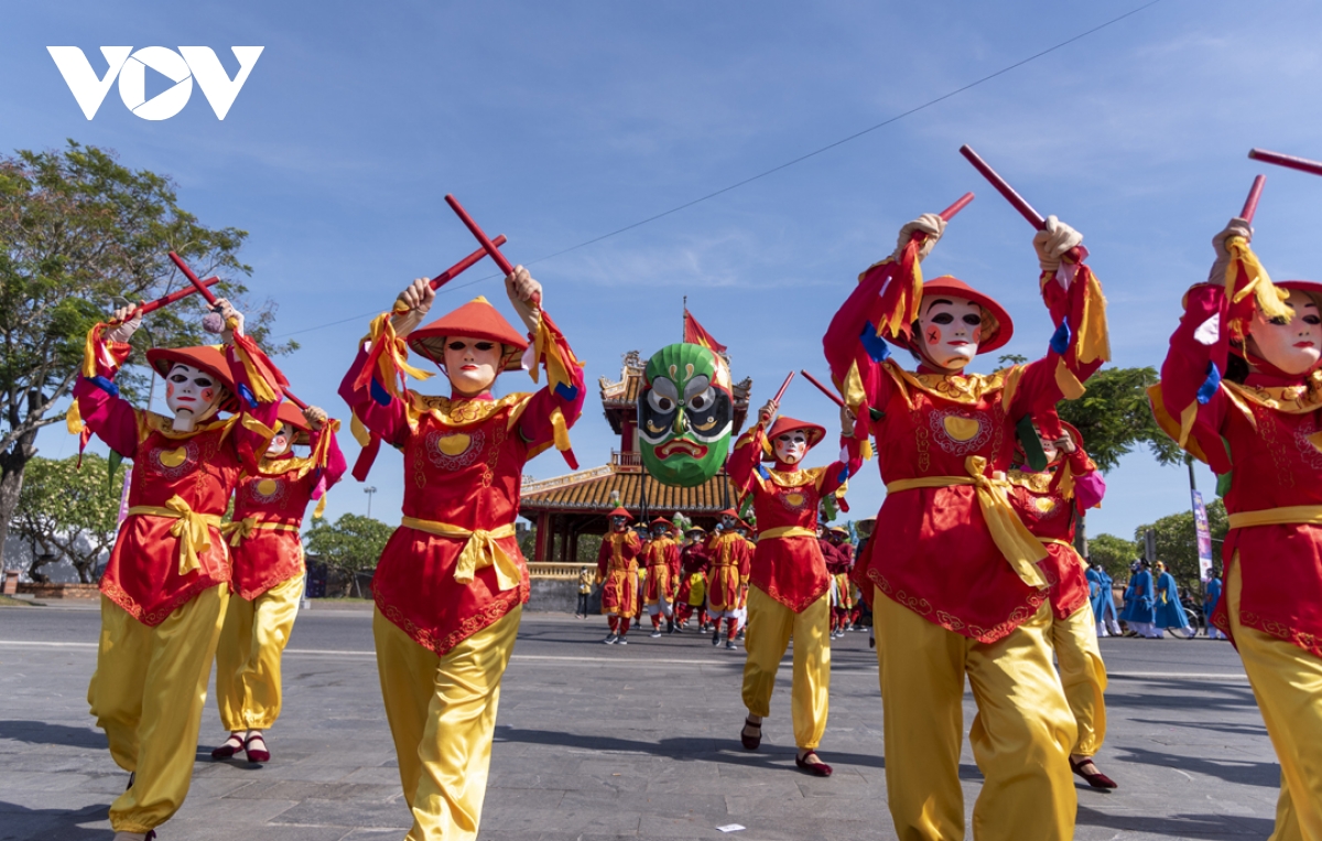 Hue-Festival bringt die alte Tuong-Kunst auf die Straße