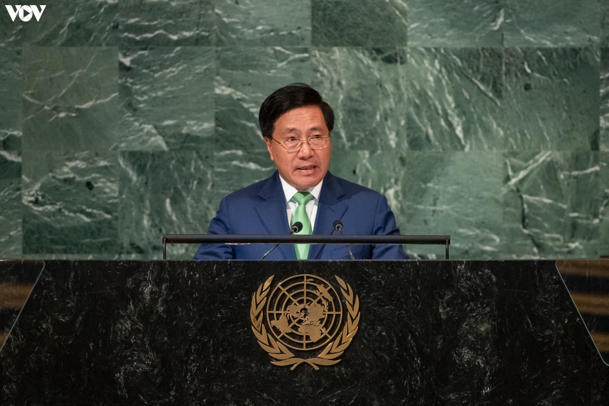 Vietnam hebt die Verstärkung internationaler Solidarität und Zusammenarbeit hervor