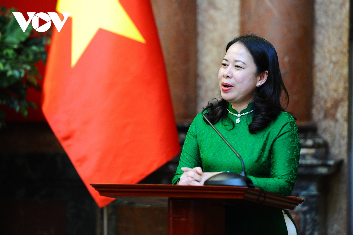 Vizestaatspräsidentin Vo Thi Anh Xuan trifft Vertreter der vorbildlichen Jugendlichen mit Behinderungen