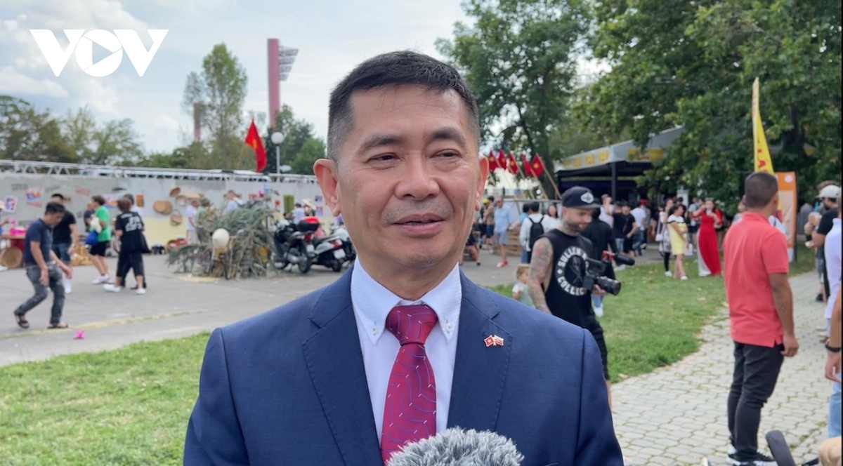 Vietnamesische Gemeinschaft als 14. ethnische Minderheit in der Slowakei anerkannt