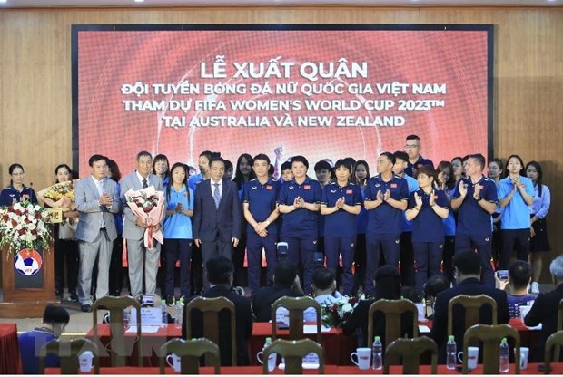 Vietnamesische Fußballnationalmannschaft der Frauen macht sich auf den Weg nach Neuseeland für WM 2023