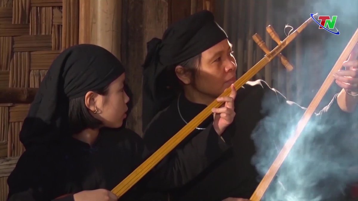 Bewahrung und Weitergabe des Then-Gesangs in Thai Nguyen