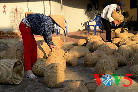 宁平省金山县的蒲草编织业 hinh 0