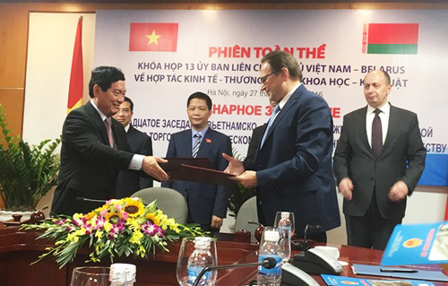 Booster les relations d’amitié de longue date Vietnam-Biélorussie