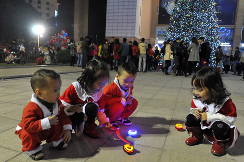 Weihnachtliche Atmosphäre in Vietnam