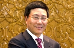 Außenminister Pham Binh Minh nimmt an ASEAN-Konferenz teil