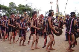 Konferenz zur Verbesserung der Arbeit lokaler Behörden im Hochland Tay Nguyen